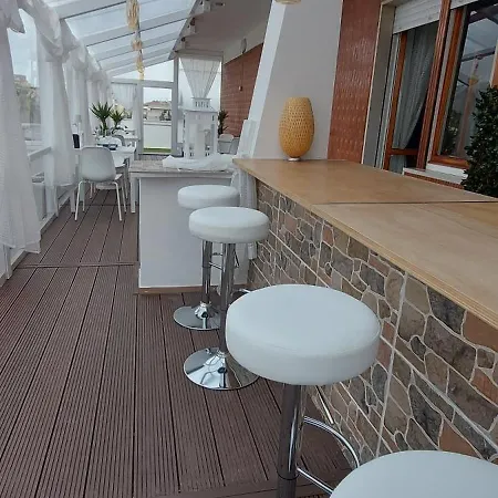 아파트 Attico San Michele *